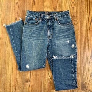 Abercrombie mom jeans